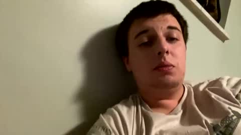 Snapshot of stepbro18 chatting on 12.25.24 Honestly Im a slut I have a high sex drive and I love talking to people off this platform online show from 12.25.24