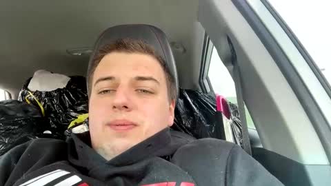 Snapshot of stepbro18 chatting on 02.20.25 Honestly Im a slut I have a high sex drive and I love talking to people off this platform online show from 02.20.25