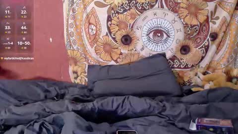 Stephanie 3 online show from 10.19.25