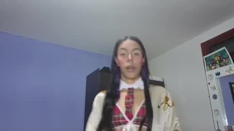 Stephania online show from 03.18.26