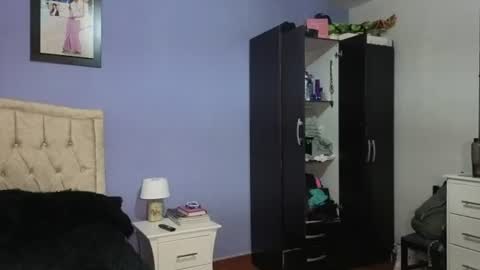Stephania online show from 07.10.26
