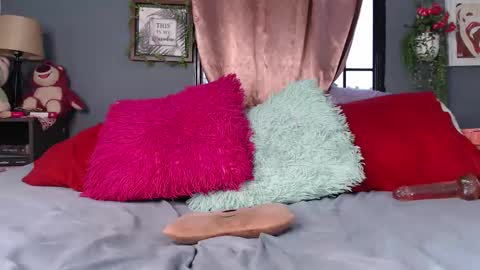    IG  stephani 3333 online show from 02.21.25