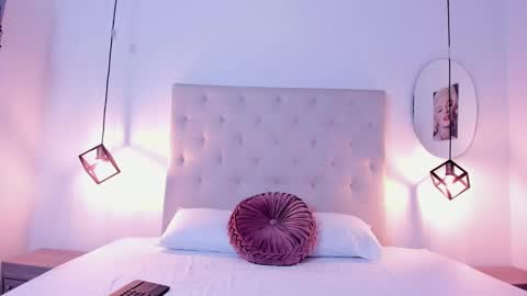 Stephanie  online show from 01.22.25