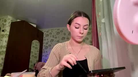 Stephani online show from 03.14.26