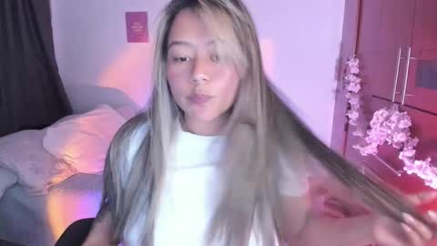 Stephanie  online show from 09.28.25