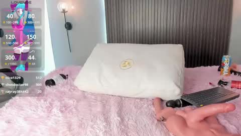 Stephany online show from 04.15.26