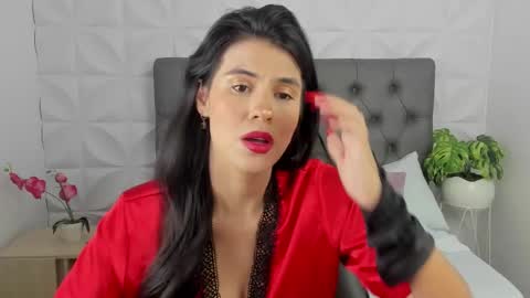 Snapshot of stephanya_ chatting on 12.08.24 S T E P H A N Y A online show from 12.08.24