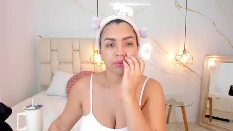 Stefanny online show from 03.05.25