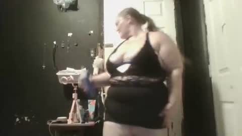 Snapshot of stephsexpress chatting on 09.28.25 stephsexpress online show from 09.28.25