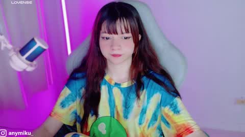 Snapshot of stephybrown chatting on 01.12.25 stephy online show from 01.12.25