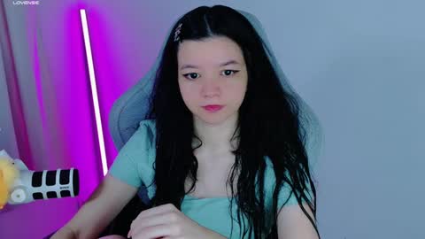 Snapshot of stephybrown chatting on 09.11.25 stephy online show from 09.11.25