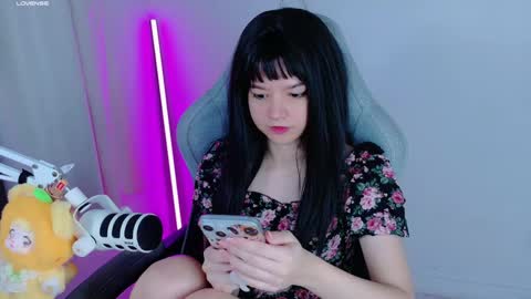 Snapshot of stephybrown chatting on 09.21.25 stephy online show from 09.21.25