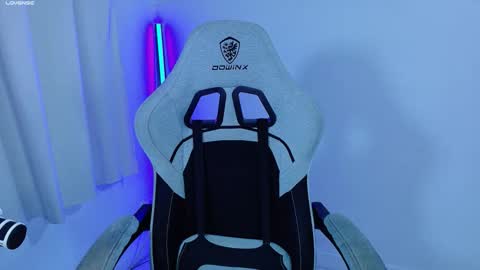 Snapshot of stephybrown chatting on 10.30.25 stephy online show from 10.30.25