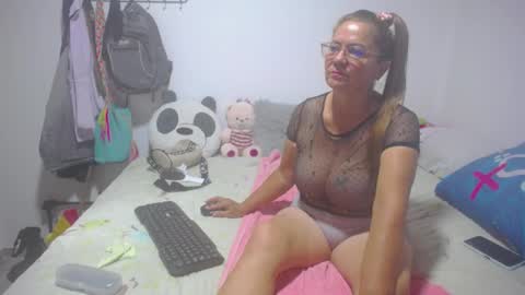 Angie mature online show from 03.07.25