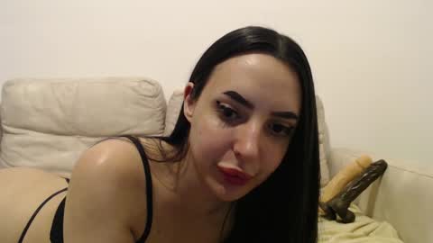 StepMommy19 online show from 03.11.25