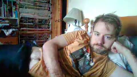 Ian23602 online show from 10.25.25