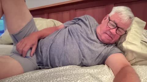 Steve online show from 10.12.25