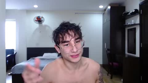 Snapshot of steveoceanbeanhuge chatting on 01.14.25 Alex   online show from 01.14.25