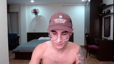 Snapshot of steveoceanbeanhuge chatting on 01.20.25 Alex   online show from 01.20.25