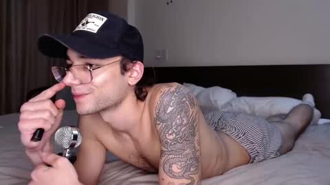 Snapshot of steveoceanbeanhuge chatting on 02.14.25 Alex   online show from 02.14.25