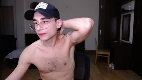 Snapshot of steveoceanbeanhuge chatting on 02.27.25 Alex   online show from 02.27.25