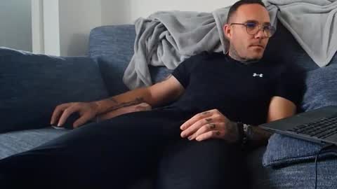 stevie_rae online show from 10.13.25