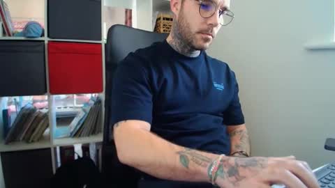 stevie_rae online show from 10.24.25