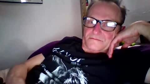 steviehard7 online show from 01.15.25
