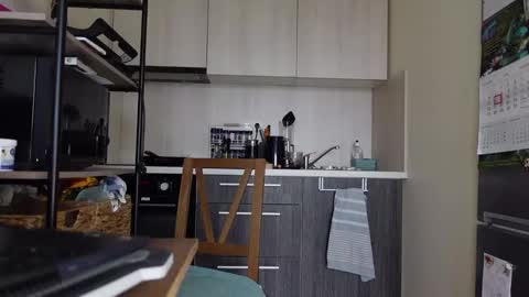 Snapshot of stewart_benzo chatting on 10.16.25 Stewart Barnz online show from 10.16.25