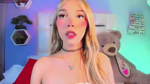 Steisee Reyes online show from 10.11.25