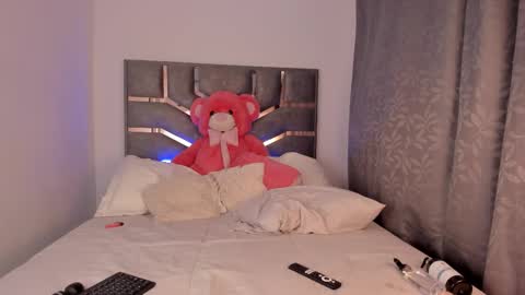 sthepie online show from 10.01.25