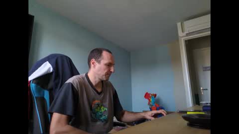 stickolive1 online show from 10.08.25