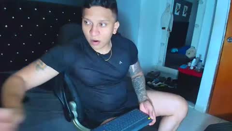 stily online show from 10.23.25