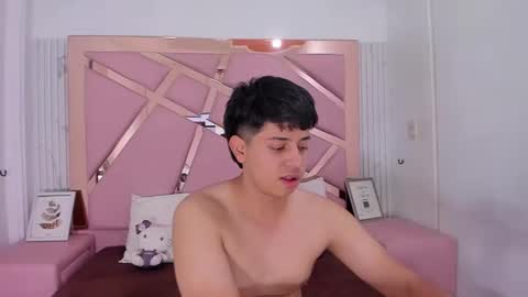 Steven Pooh online show from 12.17.24