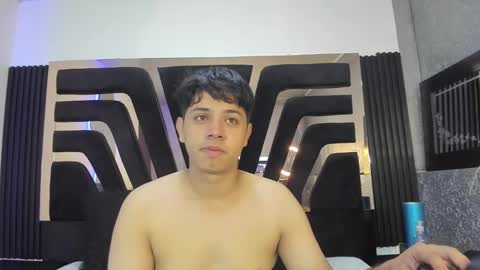 Steven Pooh online show from 12.24.24