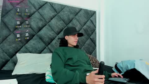 stivenbenet1 online show from 12.15.24