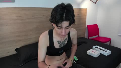 stivenbenet1 online show from 01.04.25