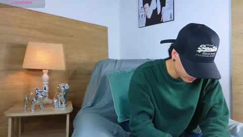 stivenbenet1 online show from 10.17.25