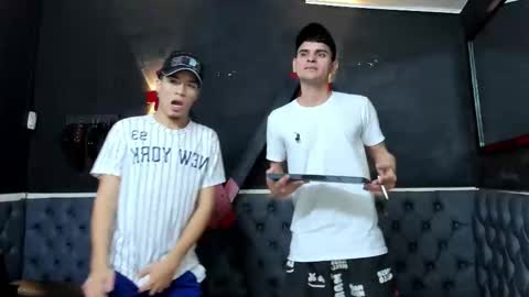 friends online show from 11.29.25