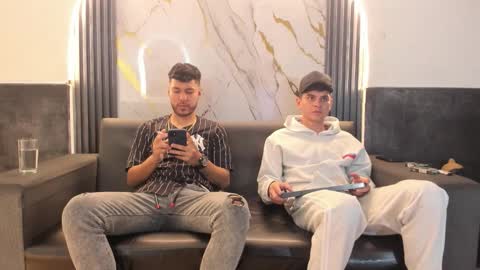 friends online show from 03.14.26