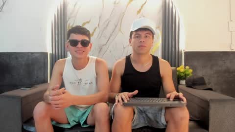 friends online show from 04.13.26