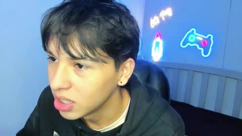 Snapshot of stiwentwink chatting on 09.29.25 Stiwen online show from 09.29.25