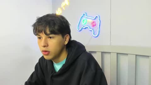 Snapshot of stiwentwink chatting on 09.30.25 Stiwen online show from 09.30.25