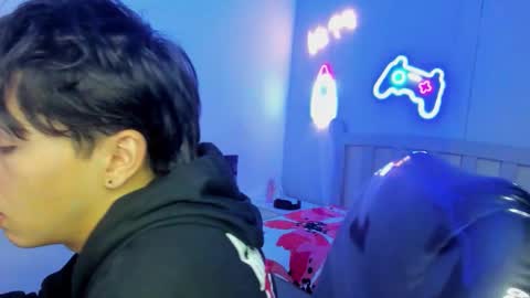 Snapshot of stiwentwink chatting on 10.07.25 Stiwen online show from 10.07.25