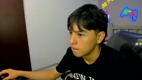 Snapshot of stiwentwink chatting on 10.14.25 Stiwen online show from 10.14.25