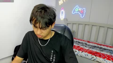 Snapshot of stiwentwink chatting on 10.30.25 Stiwen online show from 10.30.25