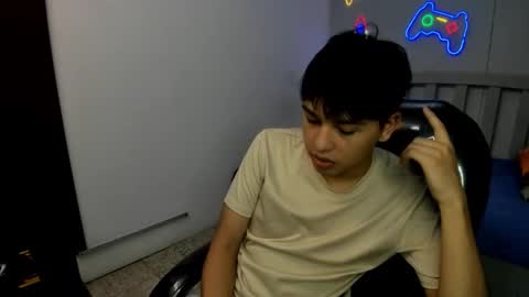 Stiwen online show from 11.26.25