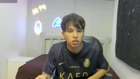 Stiwen online show from 01.17.26