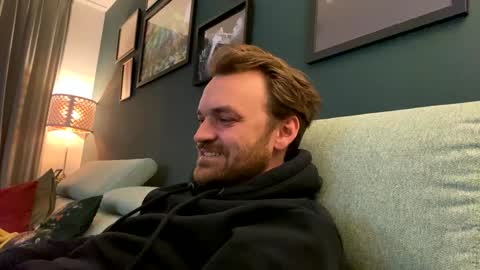 Snapshot of stonednboner chatting on 01.15.25 Stonerboner online show from 01.15.25