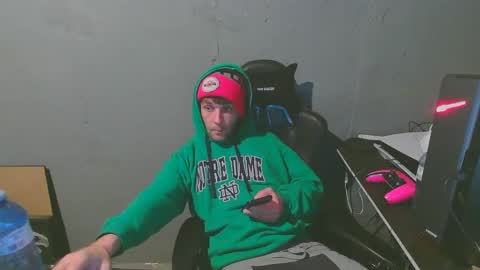 Snapshot of stonedpanda77 chatting on 12.21.24 stonedpanda77 online show from 12.21.24